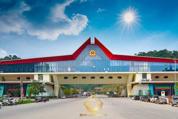 Thế mạnh của tuyến vận chuyển Trung Việt chính ngạch Thế mạnh của tuyến vận chuyển Trung Việt chính ngạch