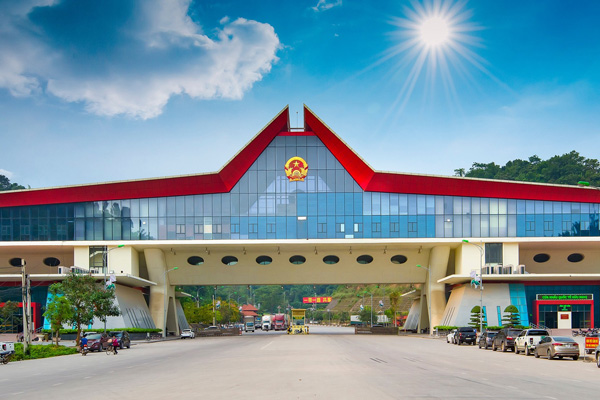 cửa khẩu Hữu Nghị là lựa chọn nhanh nhất khi gửi hàng Trung Quốc về Việt Nam