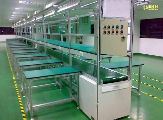 Ghép container khi nhập hàng Trung Quốc chính ngạch bàn thao tác công nghiệp