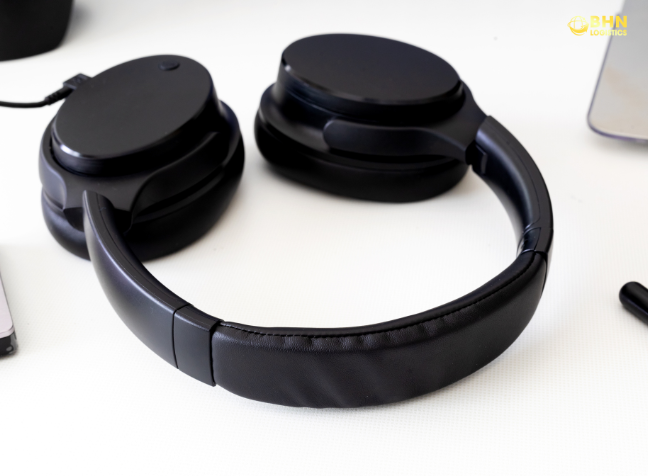 Vận chuyển nhập hàng Trung Quốc tai nghe bluetooth chính ngạch bằng container