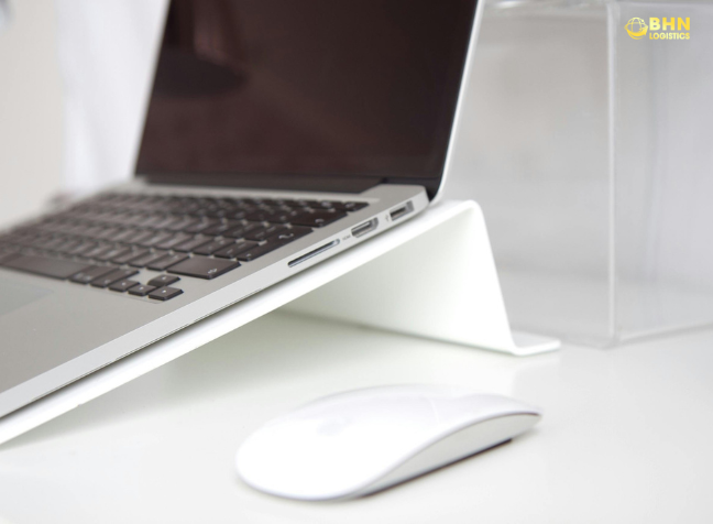 Vận chuyển chính ngạch khi nhập hàng Trung Quốc giá đỡ laptop