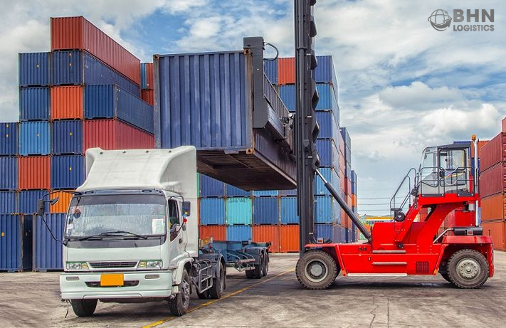 Ghép container khi nhập hàng Trung Việt chính ngạch