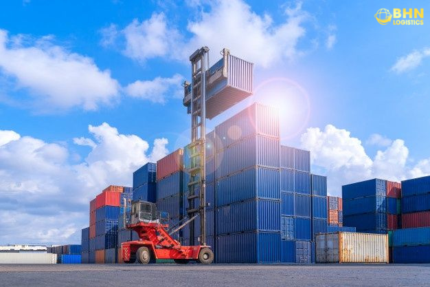 Ghép container khi vận chuyển nhập hàng Trung Quốc