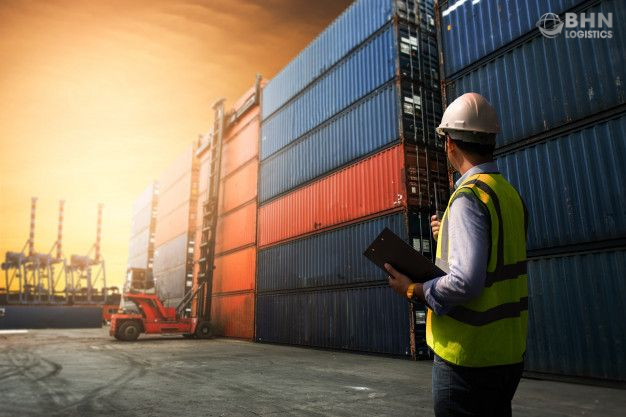 Ghép container trong vận chuyển Trung Việt chính ngạch