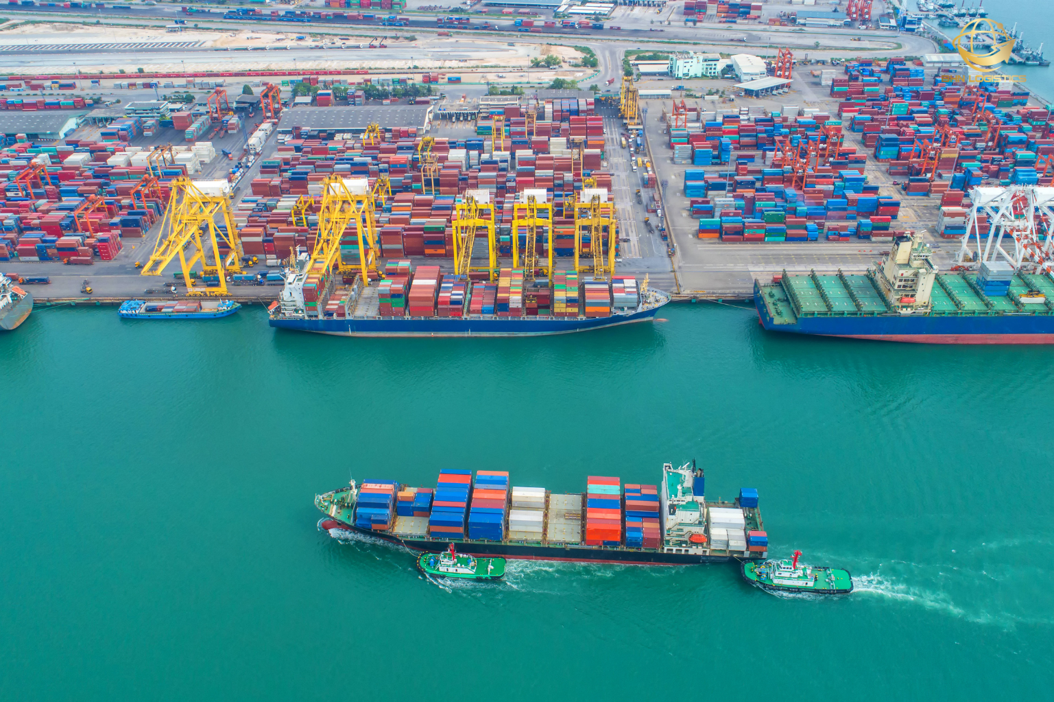 Nhập hàng Trung Quốc chính ngạch và hoạt động kiểm hóa máy móc, thiết bị tại cửa khẩu.